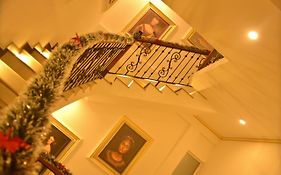 Negombo New Queen's Palace