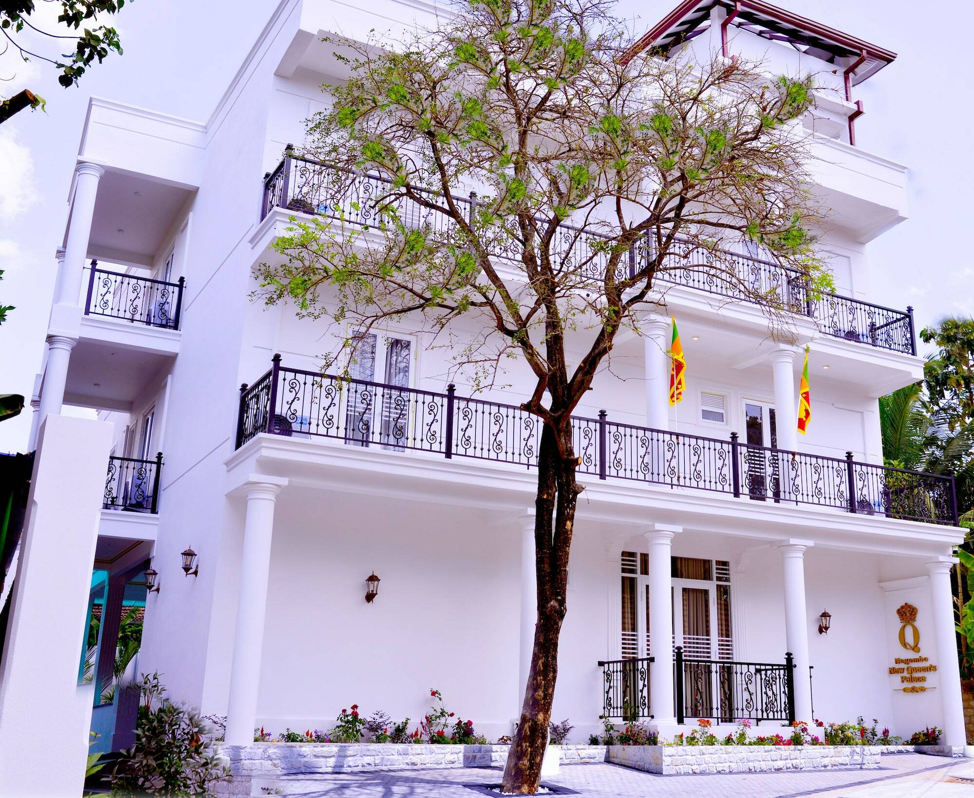 Negombo New Queen's Palace Buitenkant foto